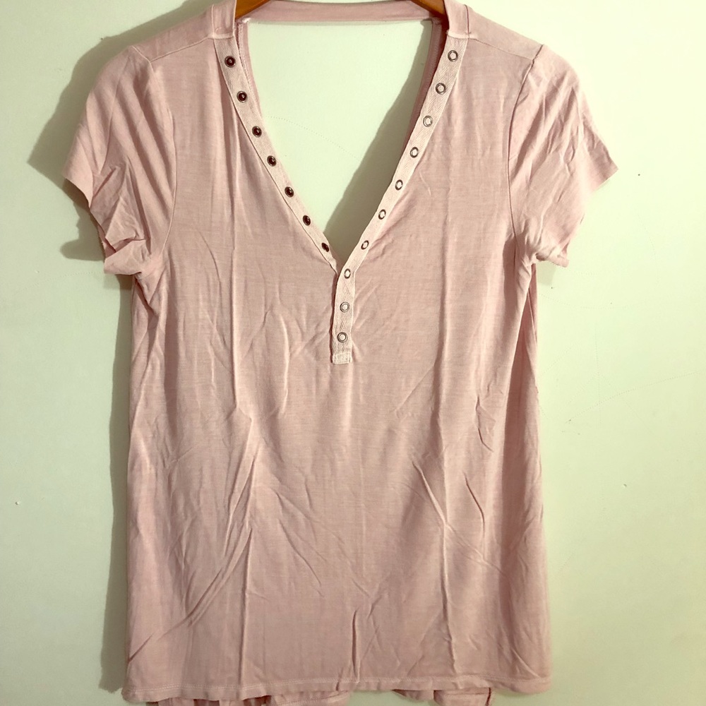 Tee